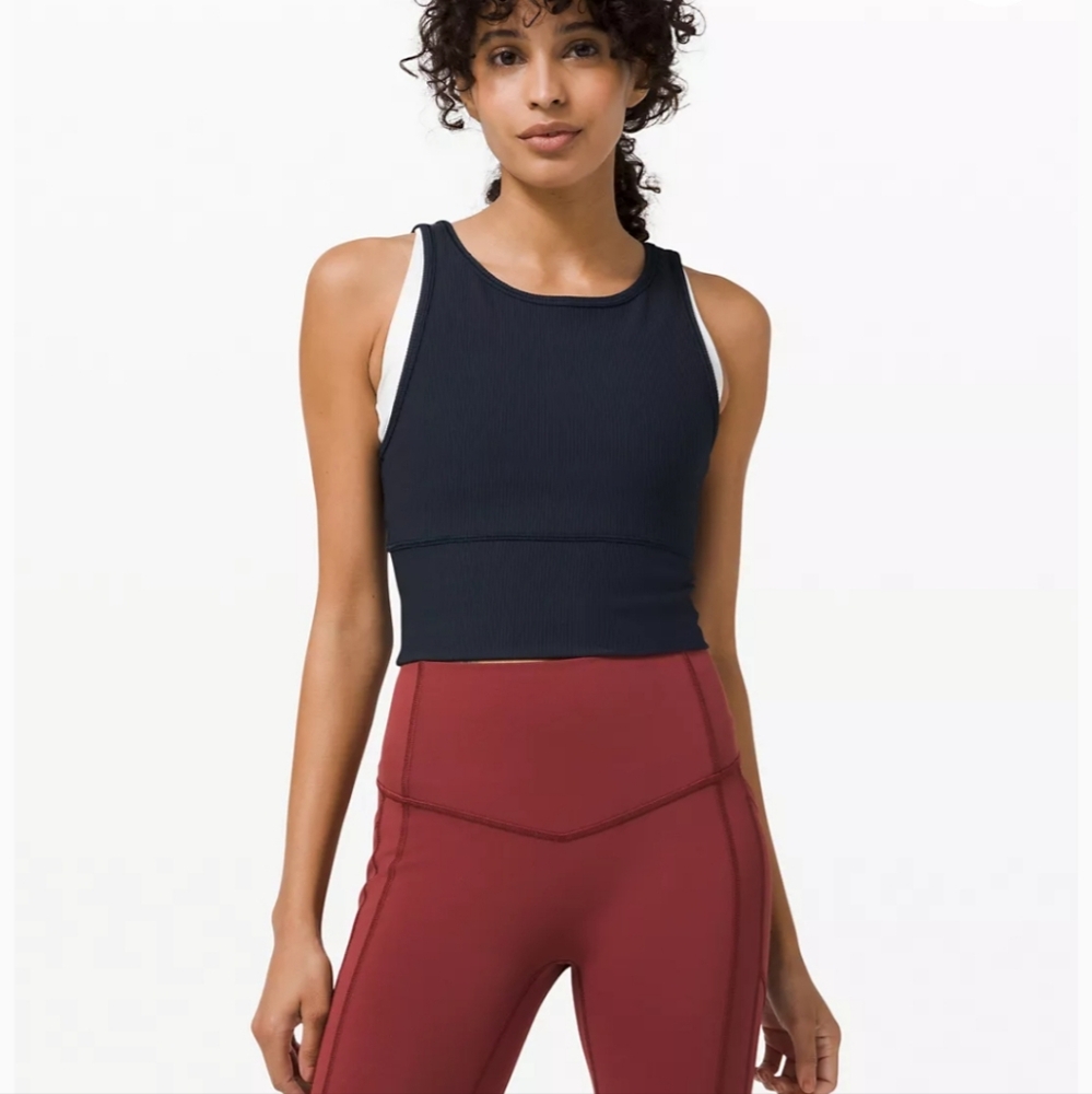 Power pivot ribbed tank top